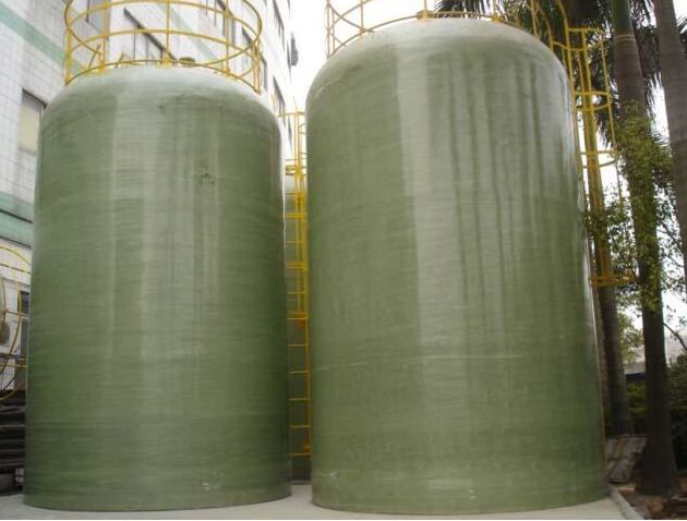 玻璃钢盐酸罐试水过程